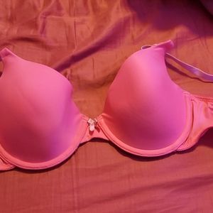 Salmon colored bra